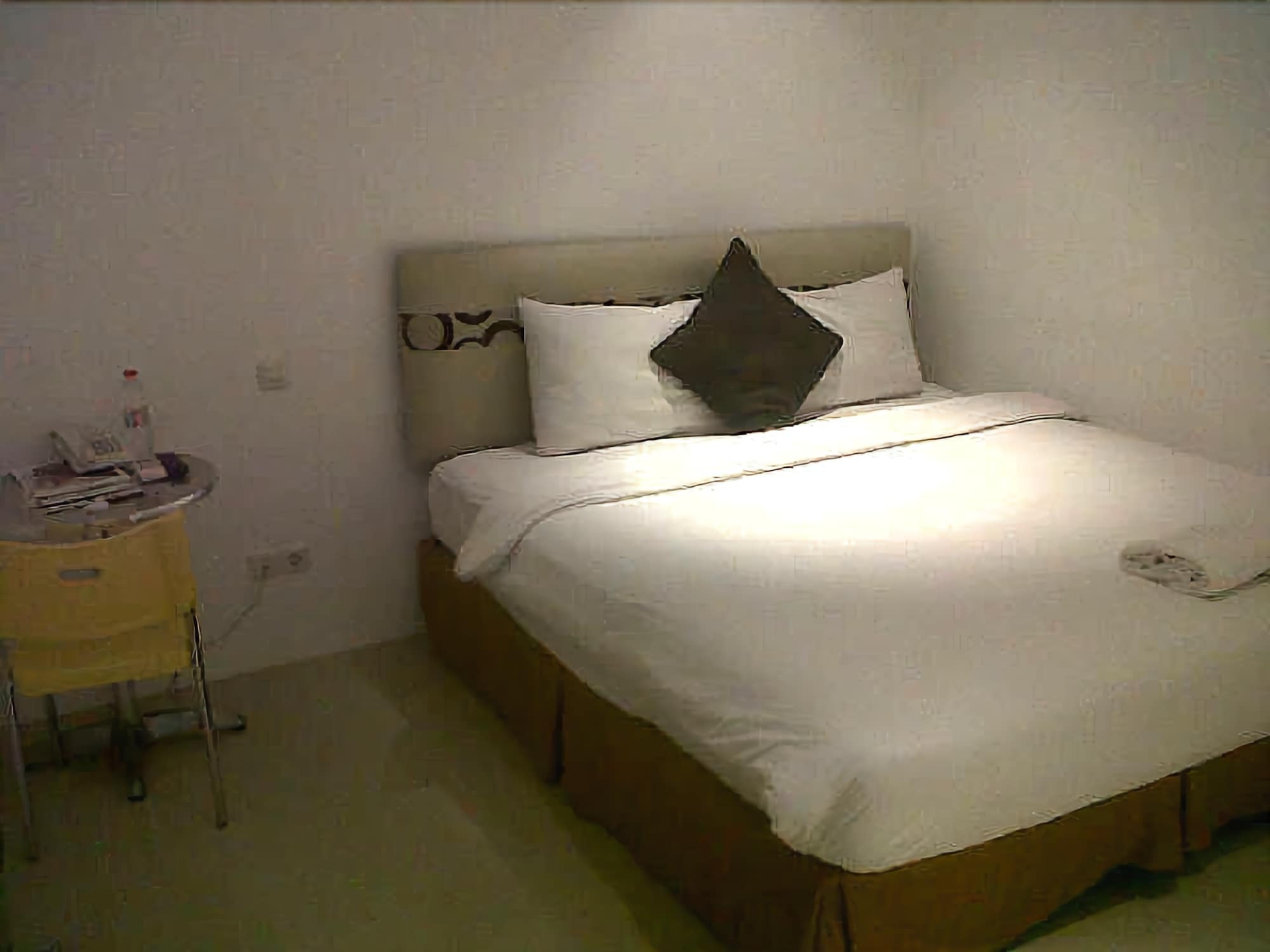 M Hotel Sorong Exterior foto